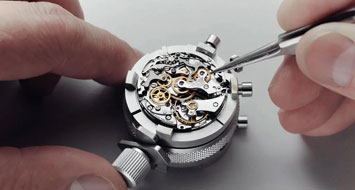 青岛卡地亚手表维修服务位置